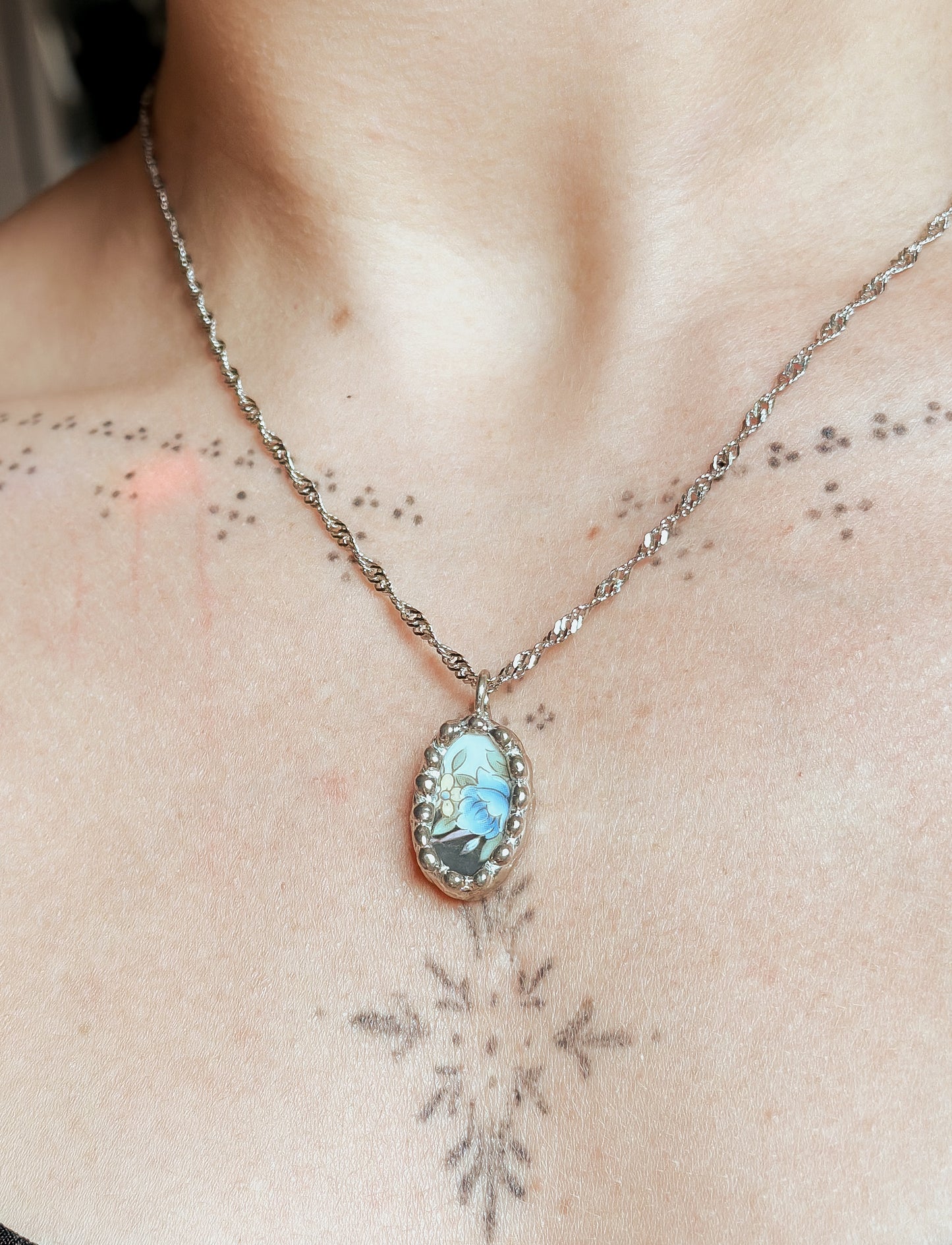 Moody Flowers .1 Vintage China Necklace