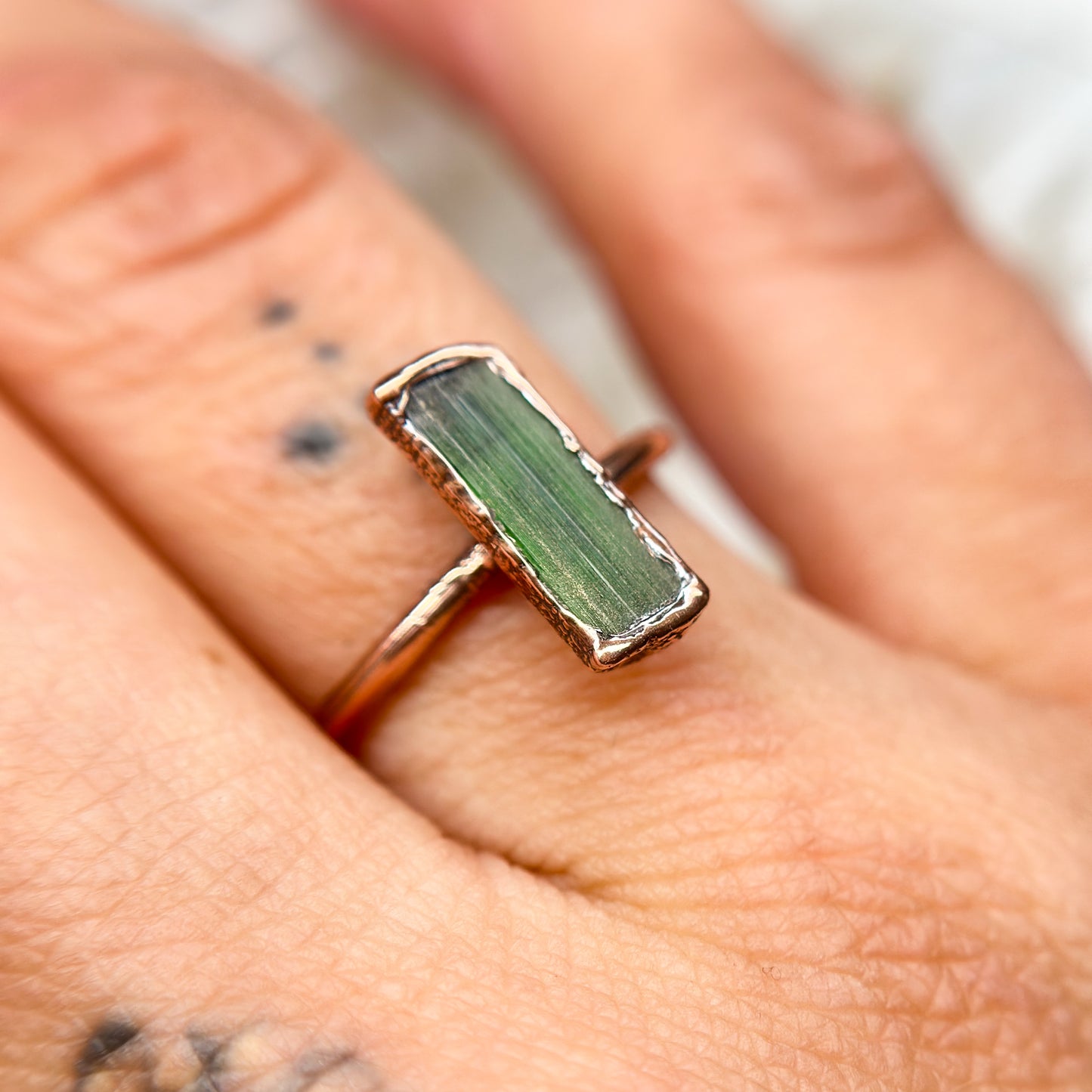 Green Tourmaline Copper Ring - round band Size 7